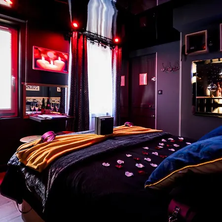 Loveroom Sauna, Balneo, Parking Prive Dans Le Centre De Honfleur Room photo