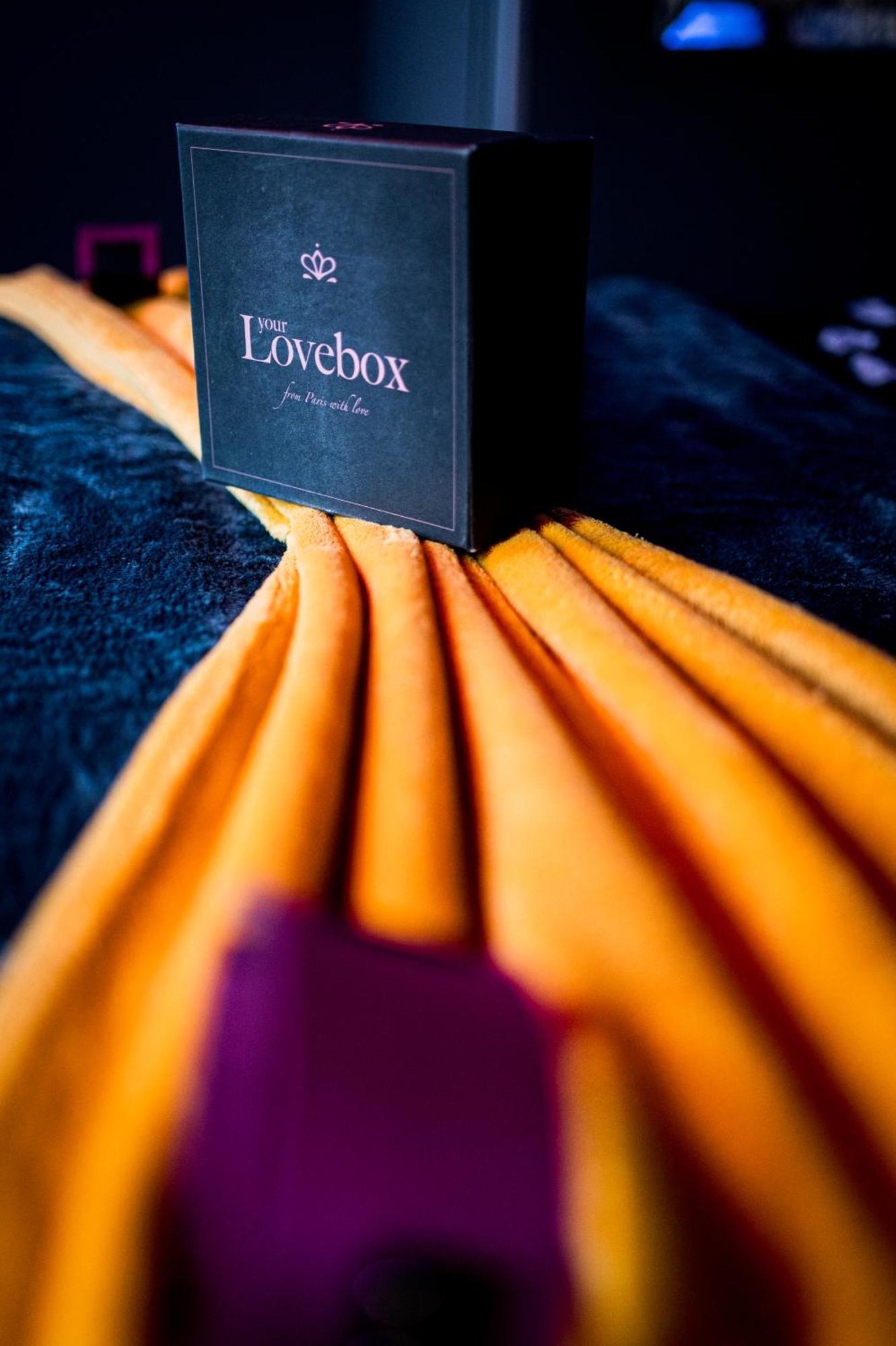 Loveroom Sauna, Balneo, Parking Prive Dans Le Centre De Apartment